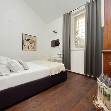 Ych-Pretty Flat Close Pantheon Roma Eksteriør bilde